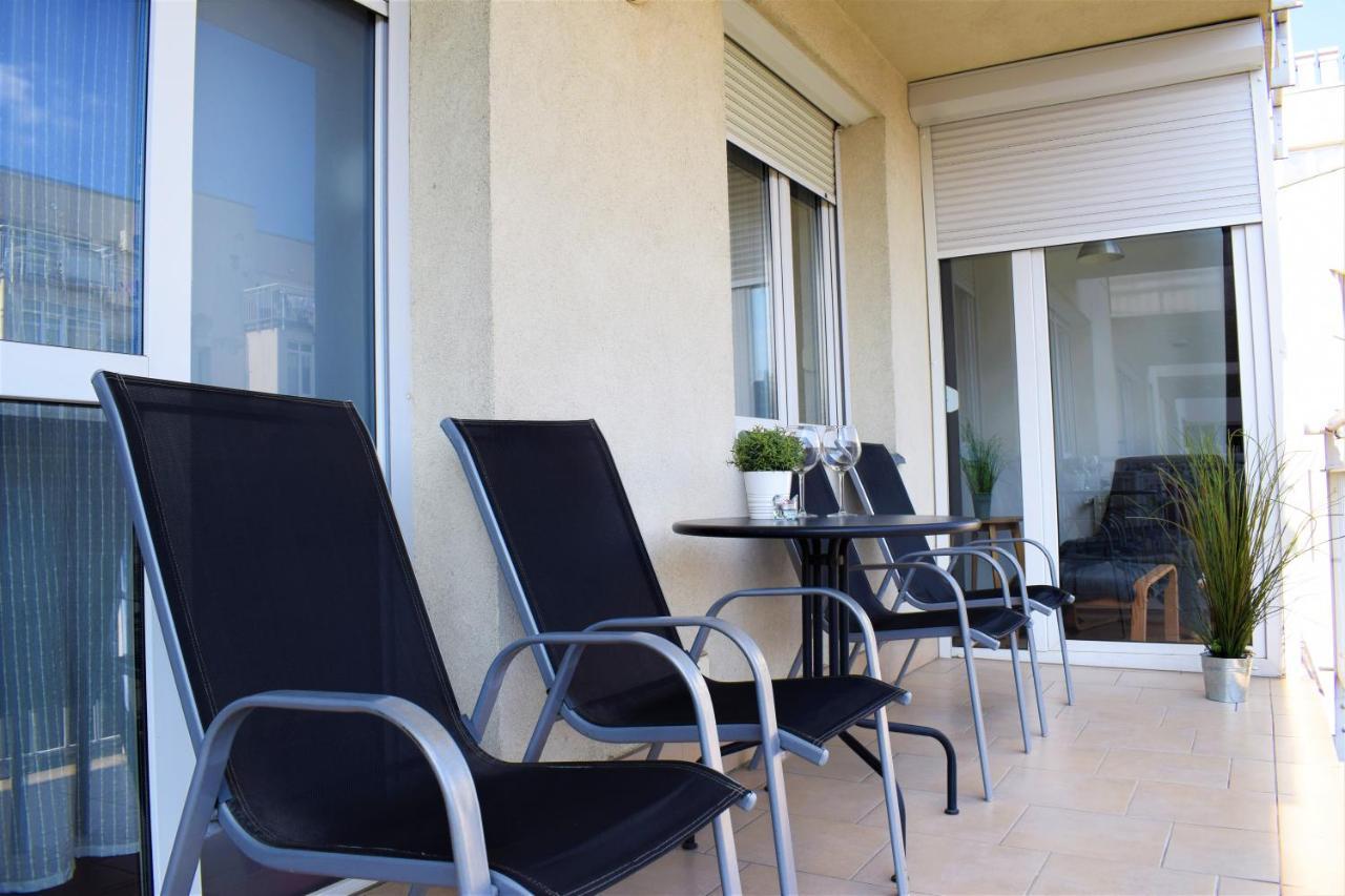 Cosy Apartment In Budapest Downtown With Free Garage Parking Buitenkant foto